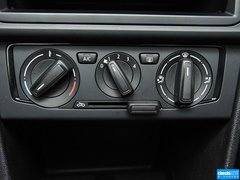 2015款 1.6L 自动 时尚型