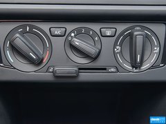 2015款 1.6L 自动 时尚型