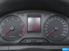 2015款 1.6L 自动 时尚型