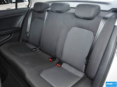 2015款 1.6L 手动 时尚型