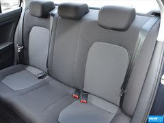 2015款 1.6L 手动 时尚型