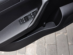 2015款 1.4L 手动 时尚型