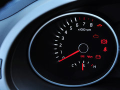 2015款 2.0L 自动 两驱版DLX 5座