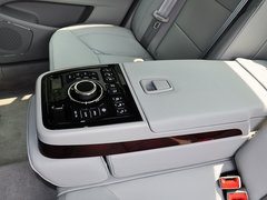 2015款 3.0L 自动 尊贵型