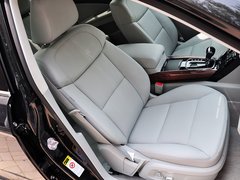 2015款 3.0L 自动 尊贵型