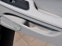 2015款 3.0L 自动 尊贵型