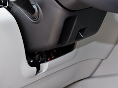 2015款 3.0L 自动 尊贵型