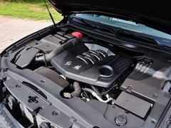 2015款 3.0L 自动 尊贵型