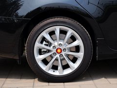2015款 3.0L 自动 尊贵型