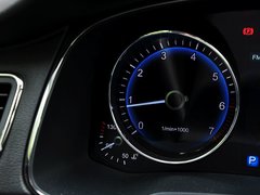 2015款 3.0L 自动 尊贵型