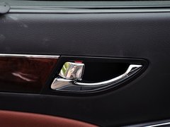 2015款 3.0L 自动 尊贵型