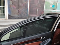 2015款 3.0L 自动 尊贵型