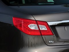 2015款 3.0L 自动 尊贵型