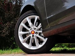 2015款 3.0L 自动 尊贵型