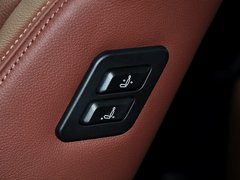 2015款 3.0L 自动 尊贵型