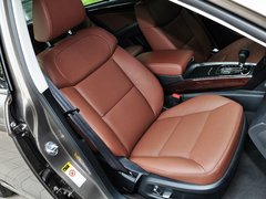 2015款 3.0L 自动 尊贵型