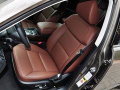 2015款 3.0L 自动 尊贵型