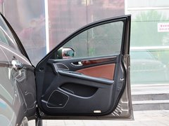 2015款 3.0L 自动 尊贵型