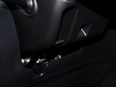 2015款 3.0L 自动 尊贵型