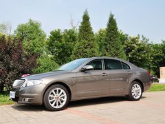2015款 3.0L 自动 尊贵型