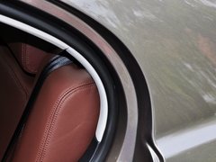 2015款 3.0L 自动 尊贵型