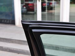 2015款 3.0L 自动 尊贵型