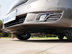 2015款 3.0L 自动 尊贵型