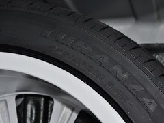 2015款 3.0L 自动 尊贵型