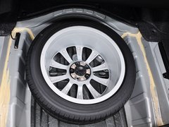 2015款 3.0L 自动 尊贵型