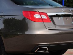 2015款 3.0L 自动 尊贵型