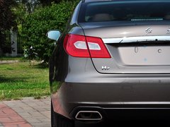 2015款 3.0L 自动 尊贵型