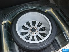 2015款 3.0L 自动 尊贵型
