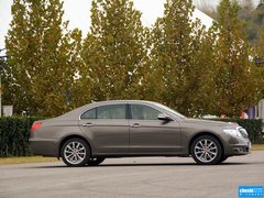 2015款 3.0L 自动 尊贵型