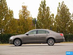 2015款 3.0L 自动 尊贵型