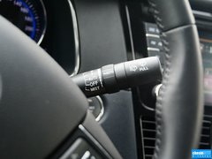 2015款 3.0L 自动 尊贵型