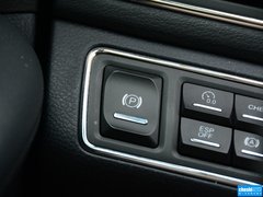 2015款 3.0L 自动 尊贵型