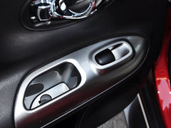 2014款 1.6L 率臻版