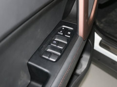2015款 2.0L 自动 四驱尊贵型 GLX 5座