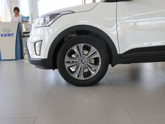 2015款 2.0L 自动 四驱尊贵型 GLX 5座