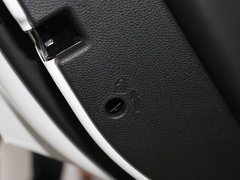 2015款 2.0L 自动 四驱尊贵型 GLX 5座