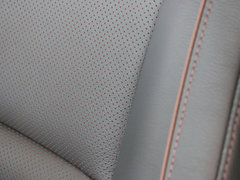 2015款 2.0L 自动 四驱尊贵型 GLX 5座