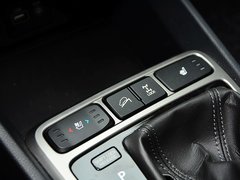 2015款 2.0L 自动 四驱尊贵型 GLX 5座