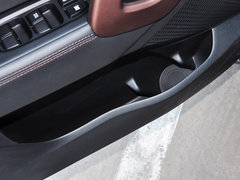 2015款 2.0L 自动 四驱尊贵型 GLX 5座