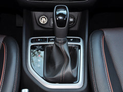 2015款 2.0L 自动 四驱尊贵型 GLX 5座