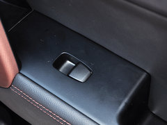 2015款 2.0L 自动 四驱尊贵型 GLX 5座
