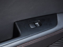 2015款 2.0L 自动 四驱尊贵型 GLX 5座