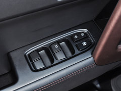 2015款 2.0L 自动 四驱尊贵型 GLX 5座