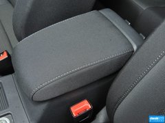 2015款 1.6L 自动 舒适型