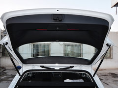 2015款 1.6L 自动 时尚型