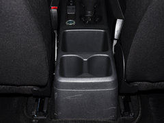 2015款 1.6L 手动 时尚型